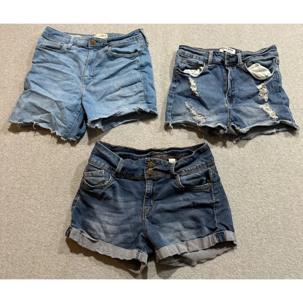 Lot of 3 Cutoff Jean Shorts Womens Sz 6-7 Universal Thread 6/Hailey 7/Wax Jean L